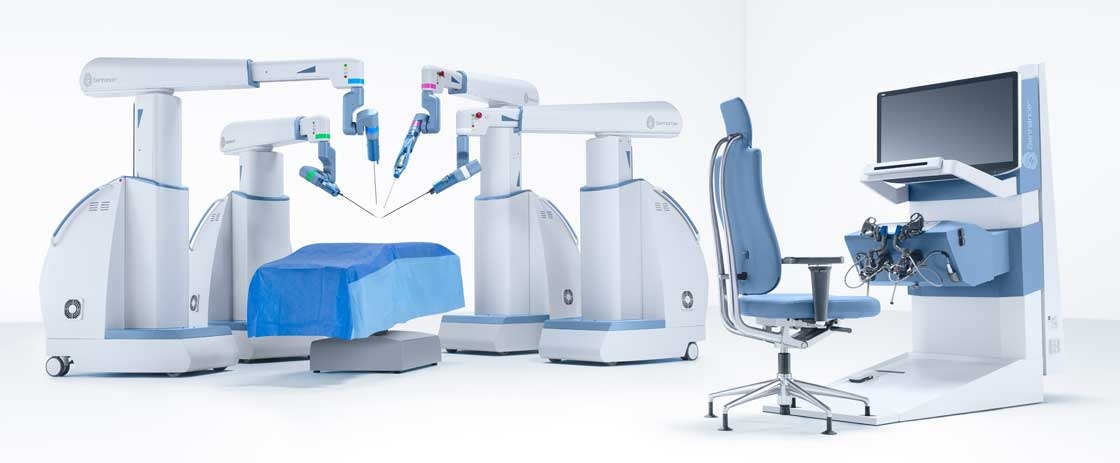 Robotul chirurgical Senhance, adus in Romania de Rombiomedica